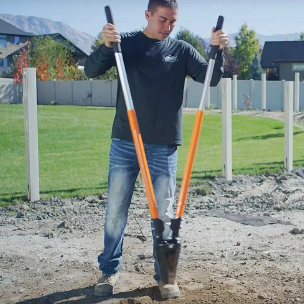 Simpole Post Hole Digger